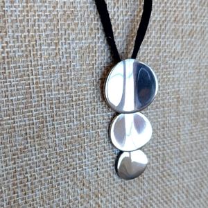 Velvet string and silver pendant